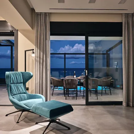 וילה Blue View - Coastal Elegance With Swim Spa, By Zantewize אליקאנאס