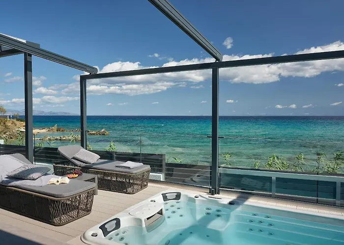 Blue View - Coastal Elegance With Swim Spa, By Zantewize *