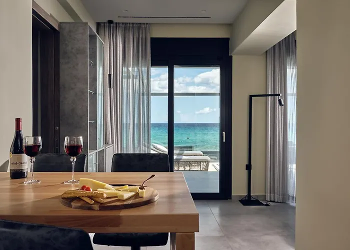 וילה Blue View - Coastal Elegance With Swim Spa, By Zantewize אליקאנאס
