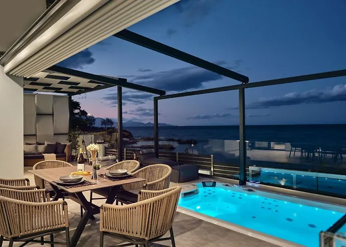 Blue View - Coastal Elegance With Swim Spa, By Zantewize Villa