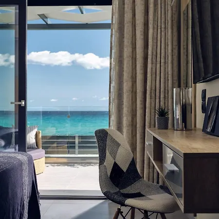 Βίλα Blue View - Coastal Elegance With Swim Spa, By Zantewize Αλυκανάς