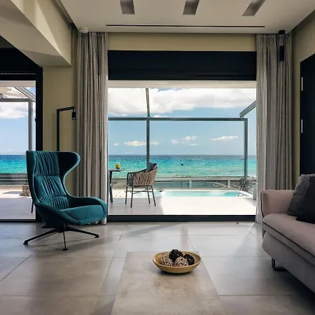 Blue View - Coastal Elegance With Swim Spa, By Zantewize Villa